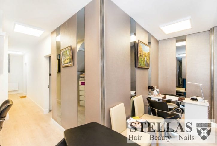 Luxury Spacious Treatment Room to rent