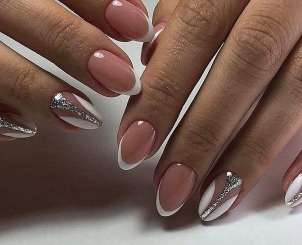 Constructie unghii cu gel