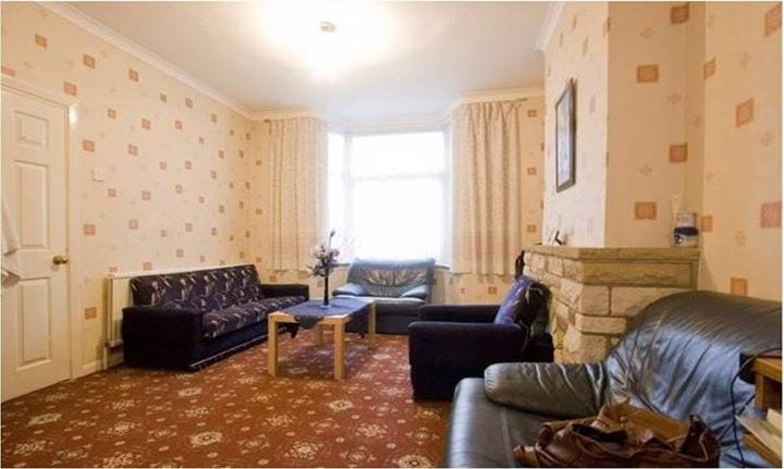 Casa cu 4 camere in Stratford Road Plaistow E13 - YCP