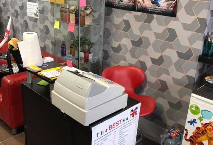 Vand Afacere Frizerie Coafor Cosmetica Birmingham B25