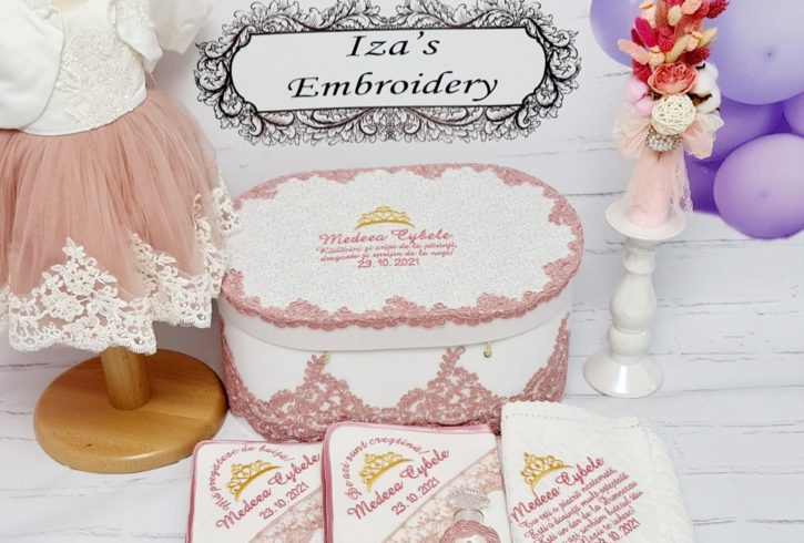 Articole Botez Brodate si Personalizate in UK