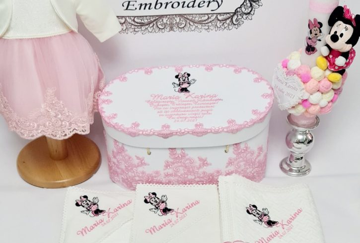 Articole Botez Brodate si Personalizate in UK