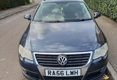 Vand masina VW Passat din anul 2000 Diesel, 200K Mile in Londra UK
