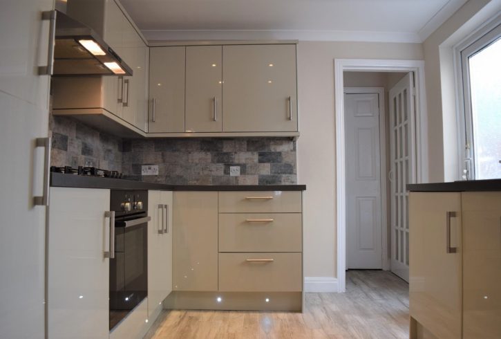 Inchiriere Casa 3 Dormitoare in Plaistow Londra E13