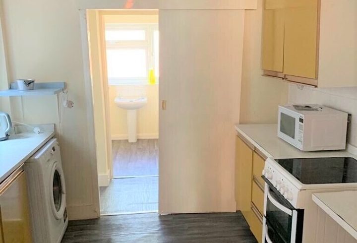 Inchiriere Casa cu 3 Dormitoare in Upton Park Londra E6