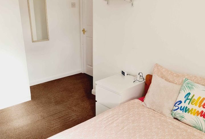 Camera Dubla de Inchiriat in Colindale Londra Camera Dubla de Inchiriat in Colindale Londra