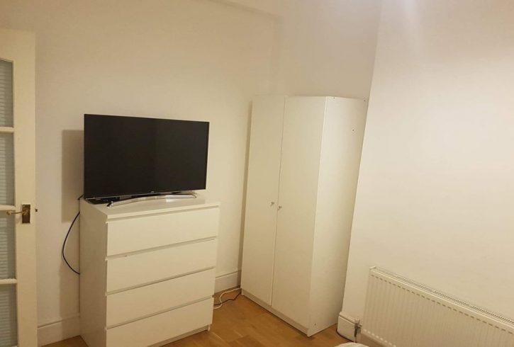 Camera dubla de inchiriat in South Harrow Camera dubla de inchiriat in South Harrow