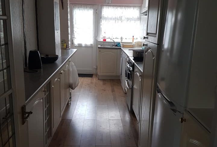 Camera dubla de închiriat în Dagenham East - Imagine 4