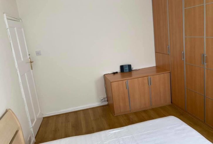 Camera dubla disponibila de inchiriat zona Colindale