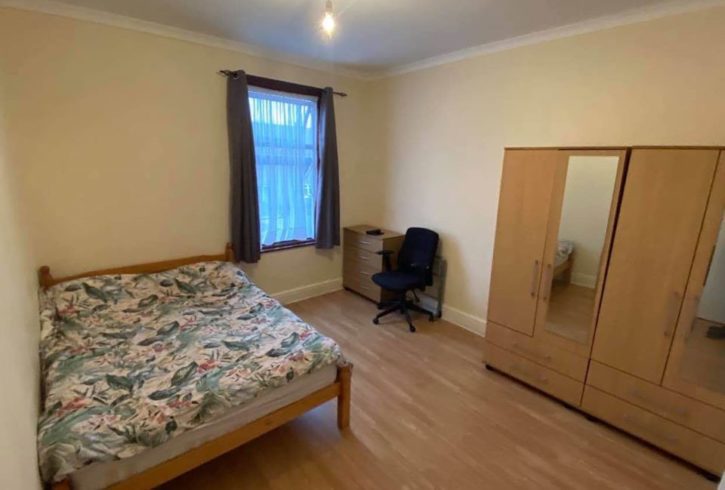 Camera dubla spatioasa de inchiriat in Londra