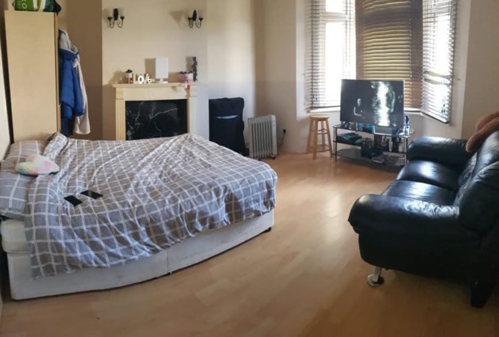 Camera king size de inchiriat Canning Town