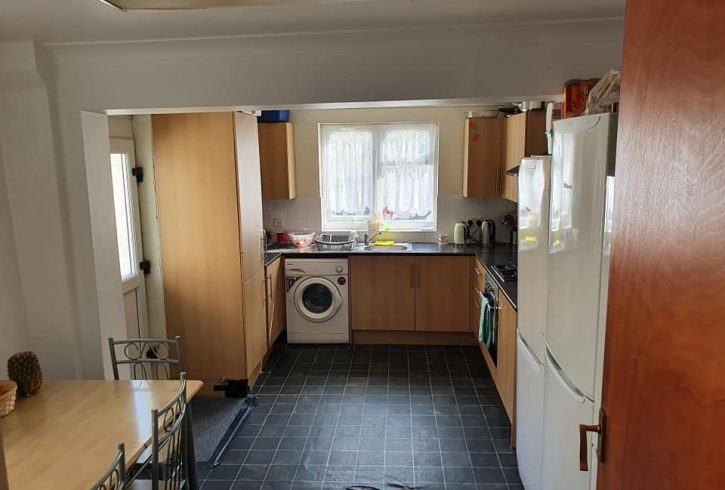 Camera king size de inchiriat in Forest Gate Camera king size de inchiriat in Forest Gate