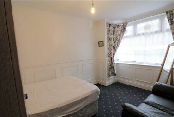 Casa cu 4 dormitoare de inchiriat Plaistow