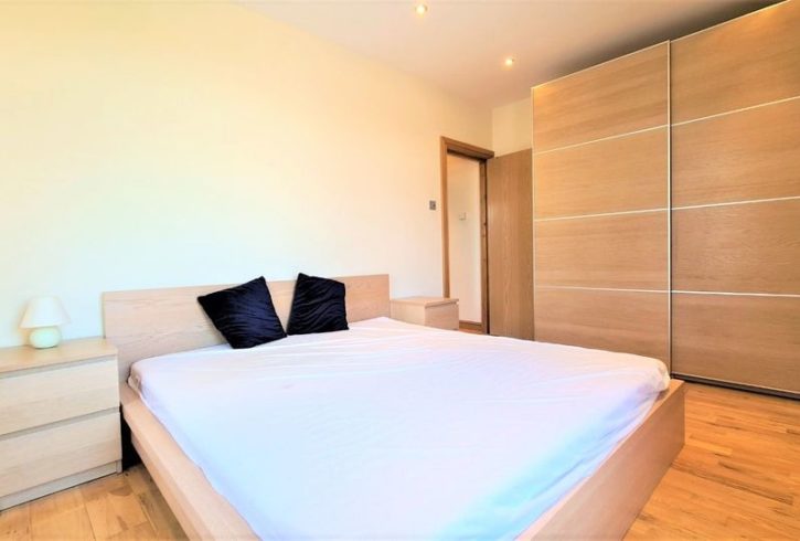 Chirie Apartament in Canning Town Newham E16