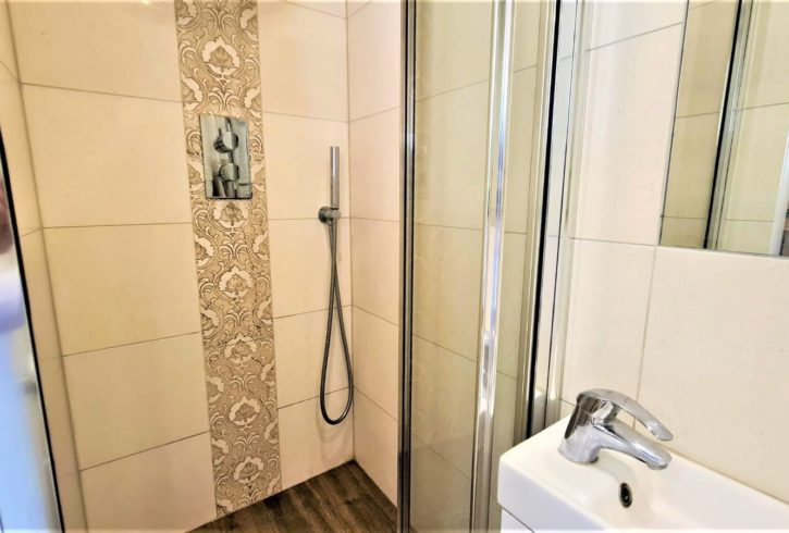 Chirie Casa 3 Dormitoare in Newham Beckton E6