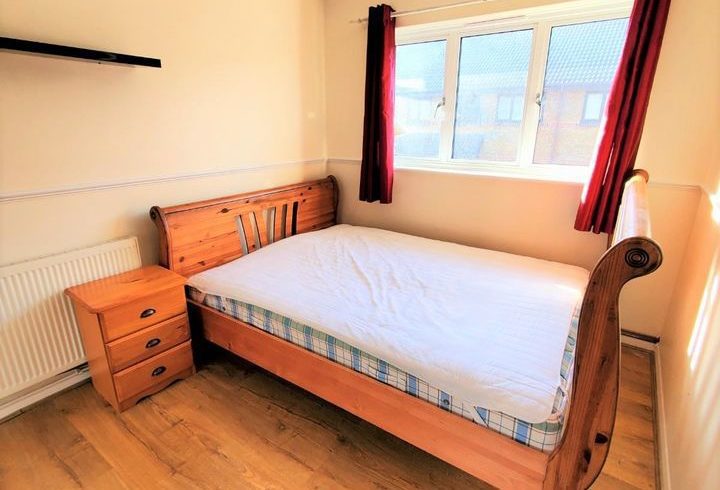 Chirie Casa 3 Dormitoare in Poplar Londra E14 Chirie Casa 3 Dormitoare in Poplar Londra E14