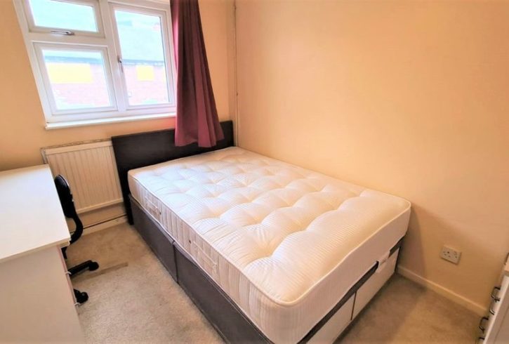 Chirie Casa 4 Dormitoare Canning Town E16 Londra UK Chirie Casa 4 Dormitoare Canning Town E16 Londra UK