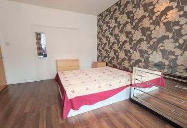 Chirie Casa 4 Dormitoare in Barking - Agentia Remax