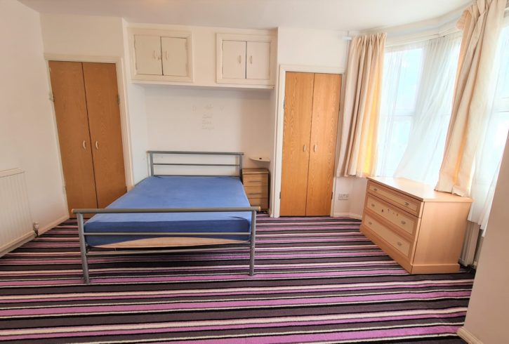 Chirie Casa 4 Dormitoare in Barking - Agentia Remax