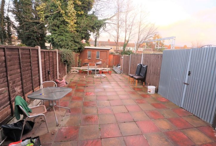 Chirie Casa 4 Dormitoare in Barking Londra UK