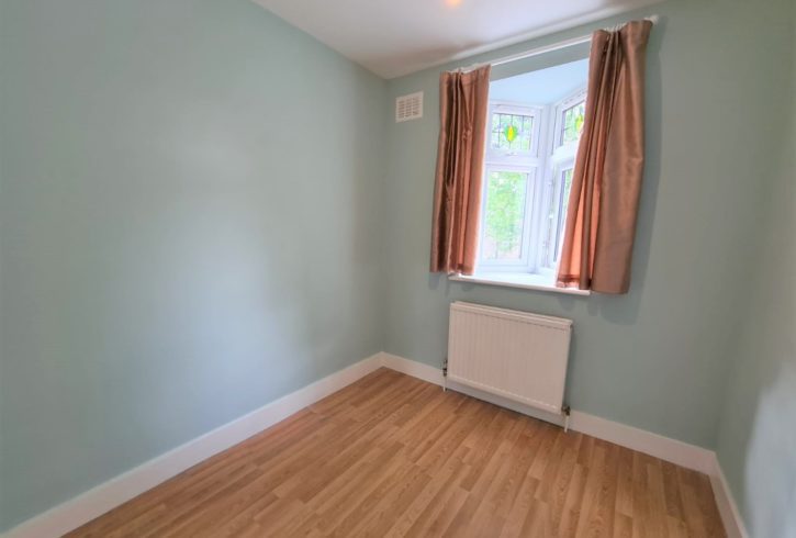 Chirie Casa 4 Dormitoare in Leytonstone Londra E11