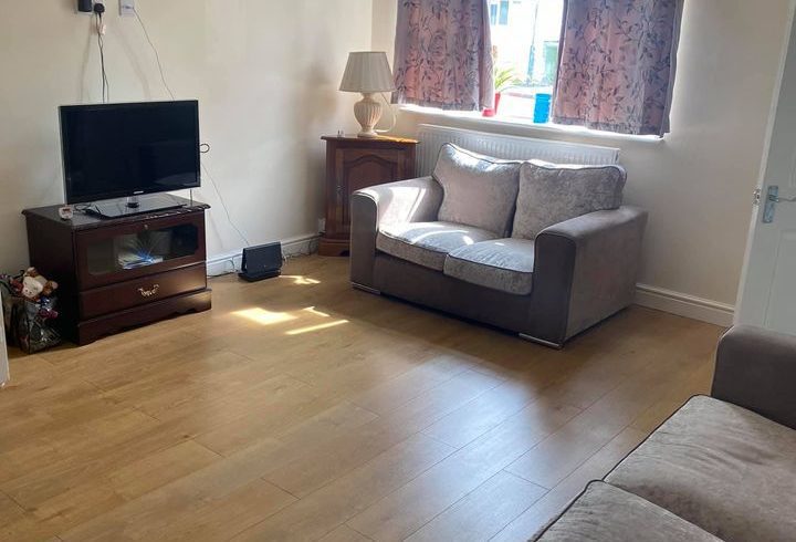 Chirie Casa 4 Dormitoare in Tamworth B78