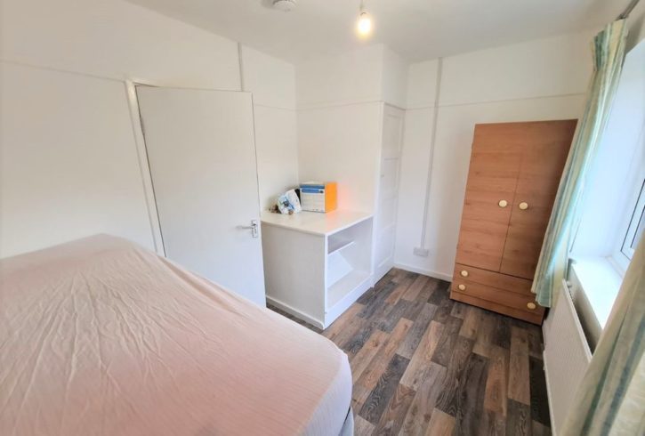 Chirie Casa 3/4 Dormitoare in Canning Town, Londra