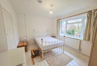 Chirie Casa 3/4 Dormitoare in Canning Town, Londra