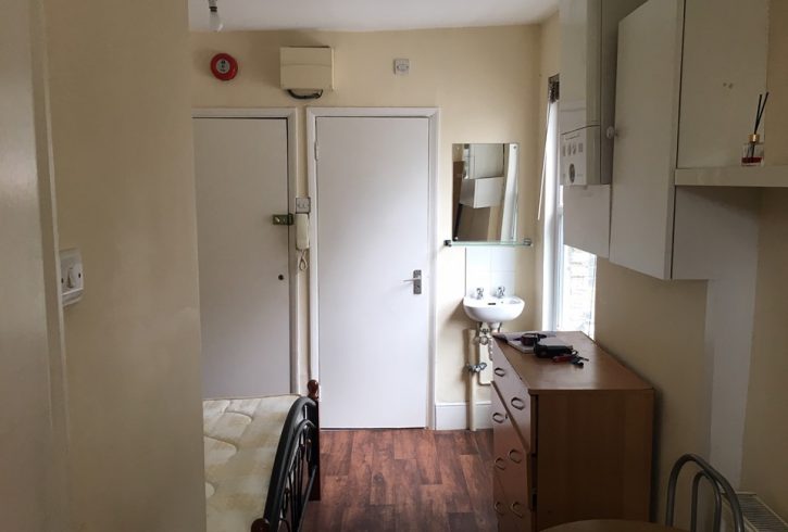 Inchiriem Studio Flat in Plaistow - Londra E13