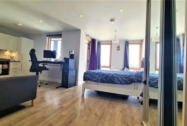 Chirie Studio Flat in Tower Hamlets E14