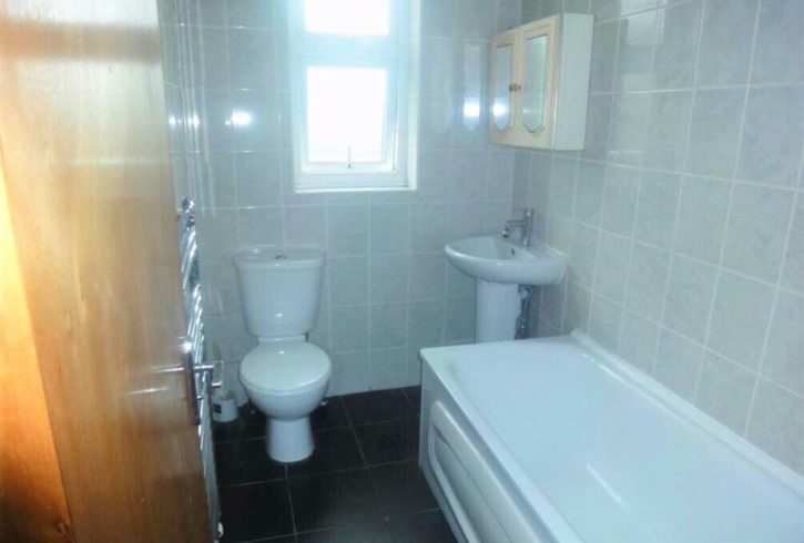 Chirie apartament cu 2 dormitoare in LEYTON