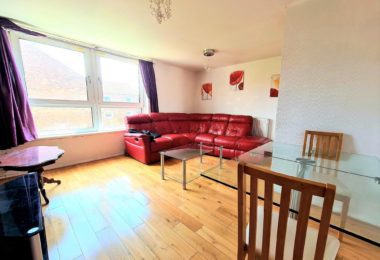 Chirie apartament cu 3 dormitoare Plaistow E13