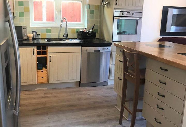 Chirie camera dubla Harrow