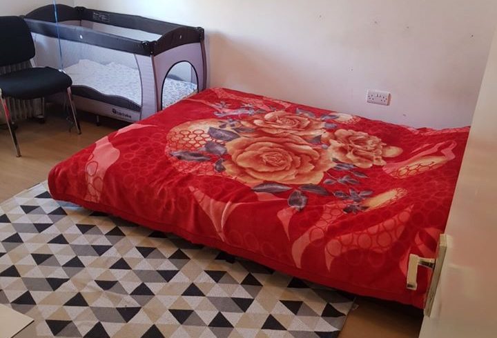 Chirie camera king size ptr un cuplu East Ham