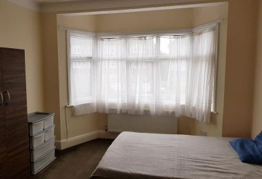 Chirie cameră King Size in zona 3 Walthamstow