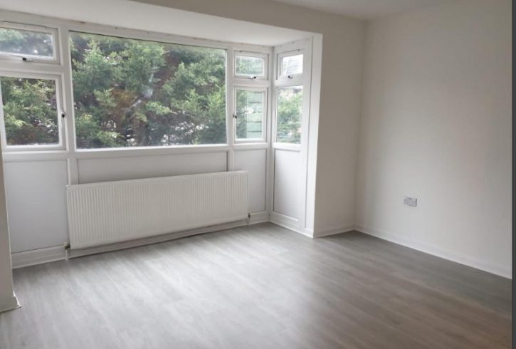 Se inchiriaza casa cu 4 camere in Canning Town - Imagine 3