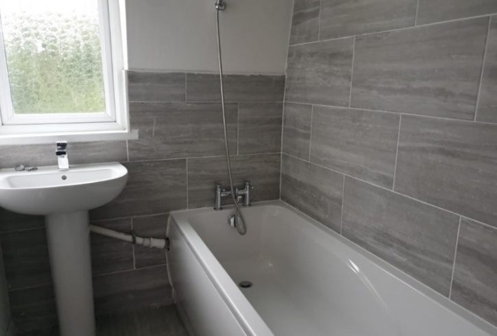 Se inchiriaza casa cu 4 camere in Canning Town - Imagine 4