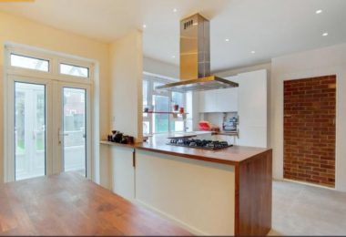 Chirie casa cu 3 dormitoare Canning Town