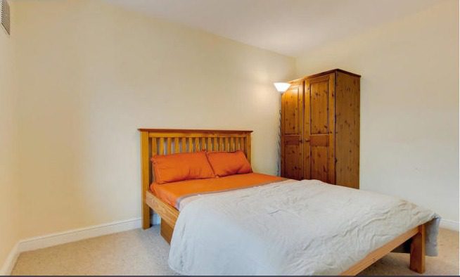 Chirie casa cu 3 dormitoare Canning Town