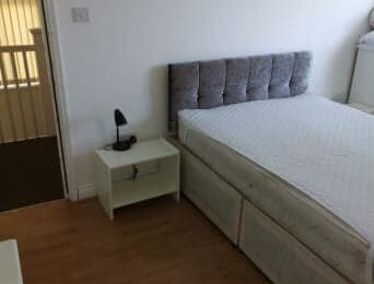 De inchiriat camera dubla si single Londra