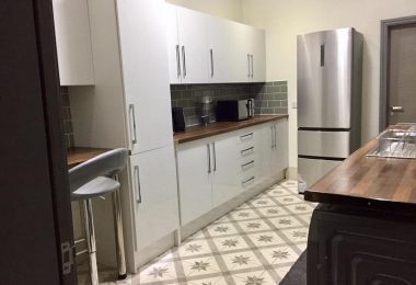 De închiriat camere duble și single in shared house zona Hanley