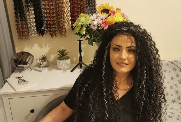 Extensii Afro Par Natural si Fibra Sintetica in Leyton Londra