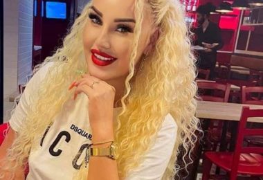 Extensii Afro Par Natural si Fibra Sintetica in Leyton Londra