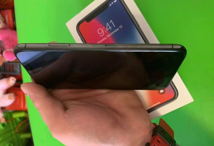 For sale iPhone X 64GB Space Gray Neverlocked - Grimsby UK