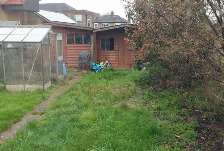 Inchiriem casa cu 3 domitoare in Barking1