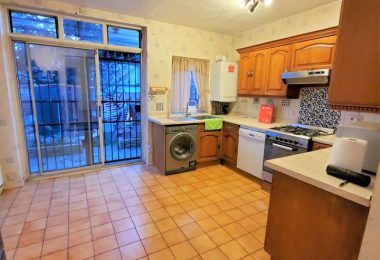 Inchiriem casa cu 3 dormitoare in Ilford