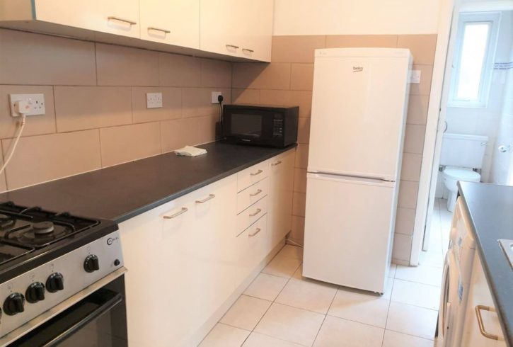 Inchiriere Casa 2 Dormitoare in Stratford, Vernom Rd E15