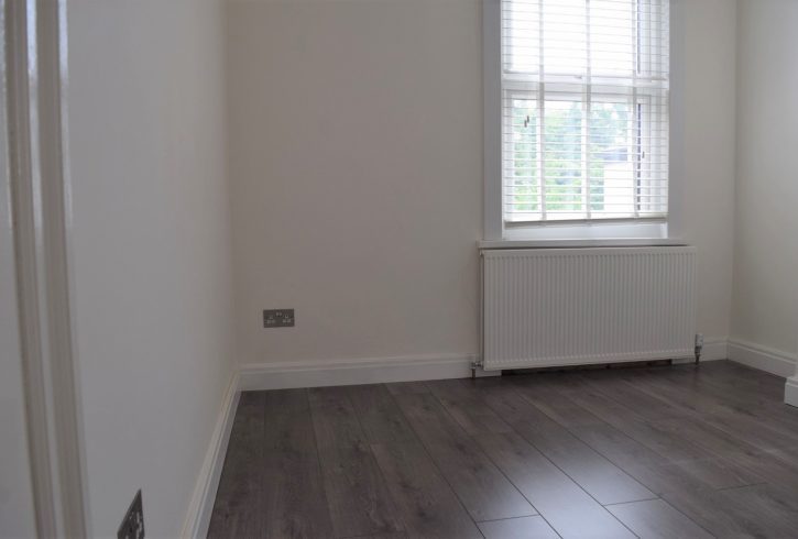 Inchiriere Casa 3 Dormitoare in Plaistow Londra E13