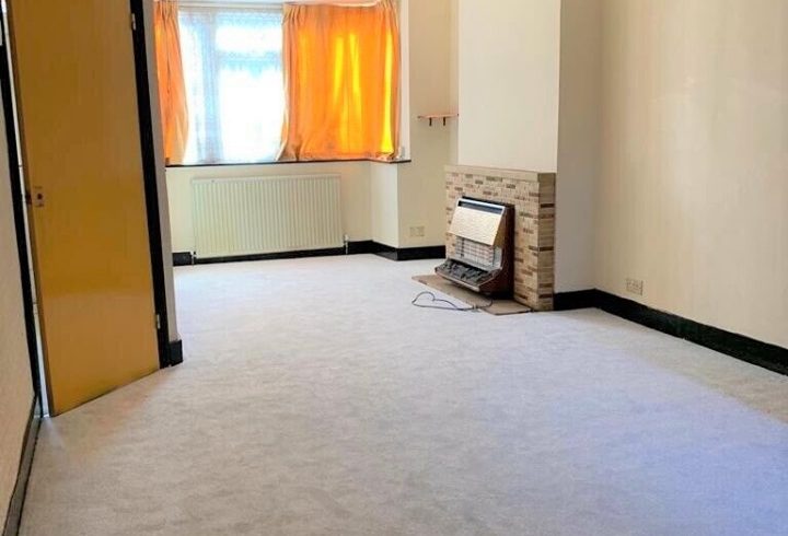 Inchiriere Casa cu 3 Dormitoare in Upton Park Londra E6