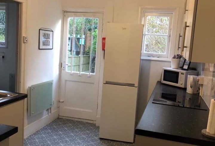 Inchiriere apartament cu 3 camere in zona East Finchley - Imagine 4 Inchiriere apartament cu 3 camere in zona East Finchley - Imagine 4